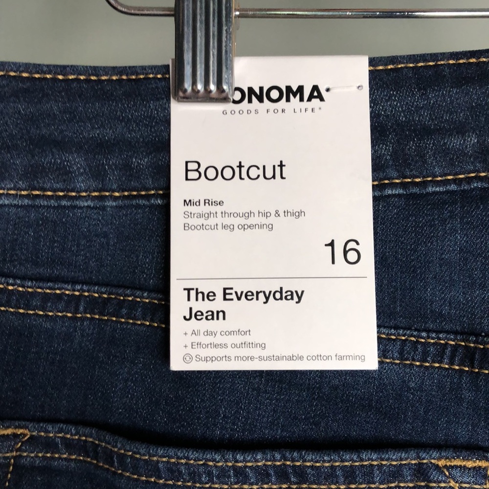 BRAND NEW Bootcut jeans - Picture 4 of 5